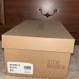 Steve Madden Maxima-R Black Shoes